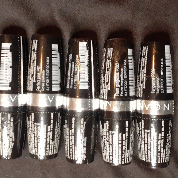 Avon ultra color rich moisture seduction discontinued - Picture 5 of 9